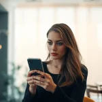 Imagen relacionada con críticas a los influencers